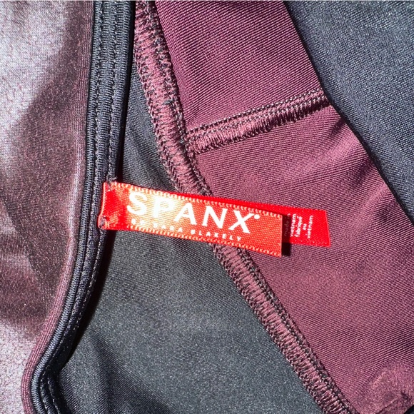 SPANX Burgundy Faux Leather Leggings sz S #O1 - Picture 4 of 5